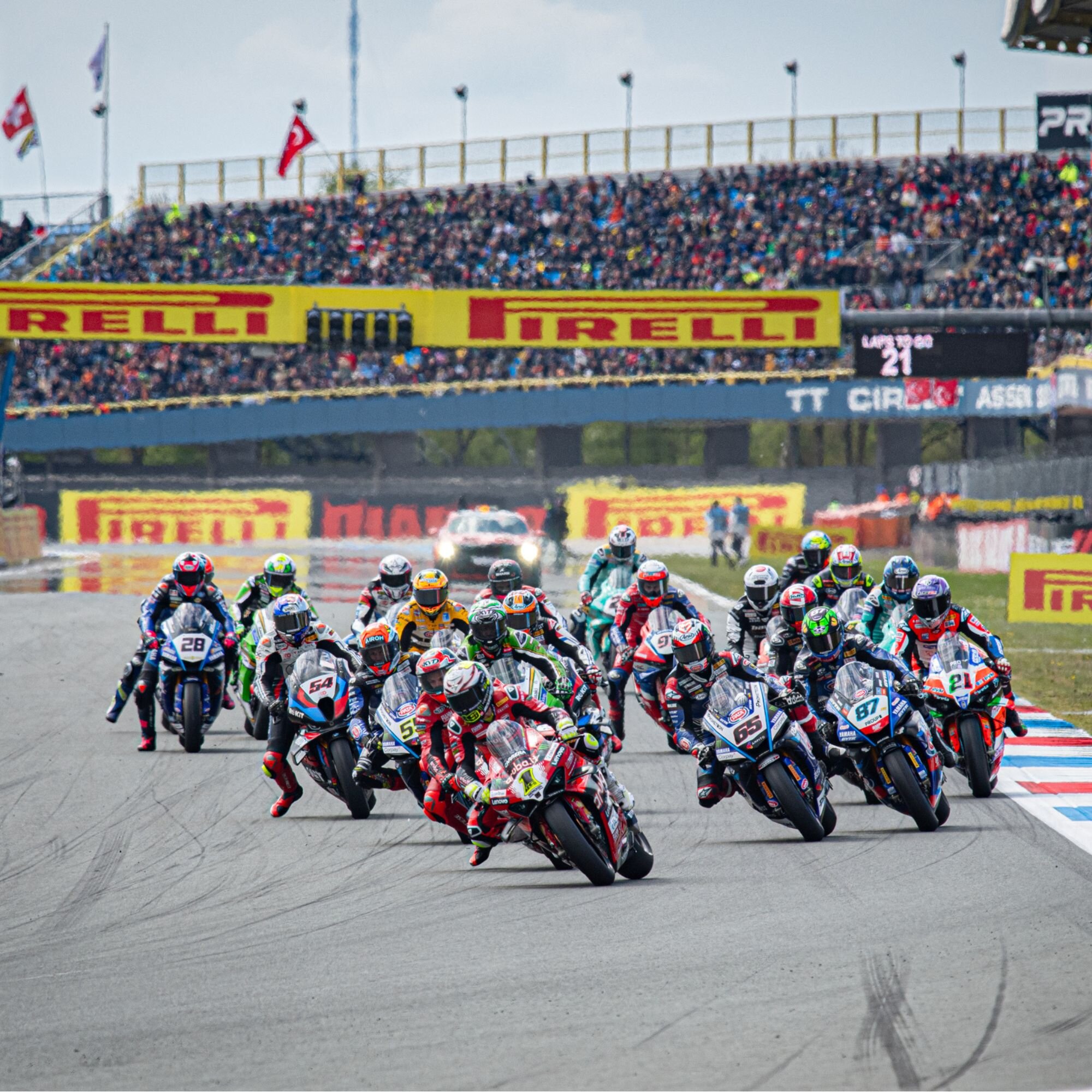 WSBK第3戦オランダレースレポート／ダッチ・ウェザーがレースを翻弄。タイヤ選択がポイントのひとつに