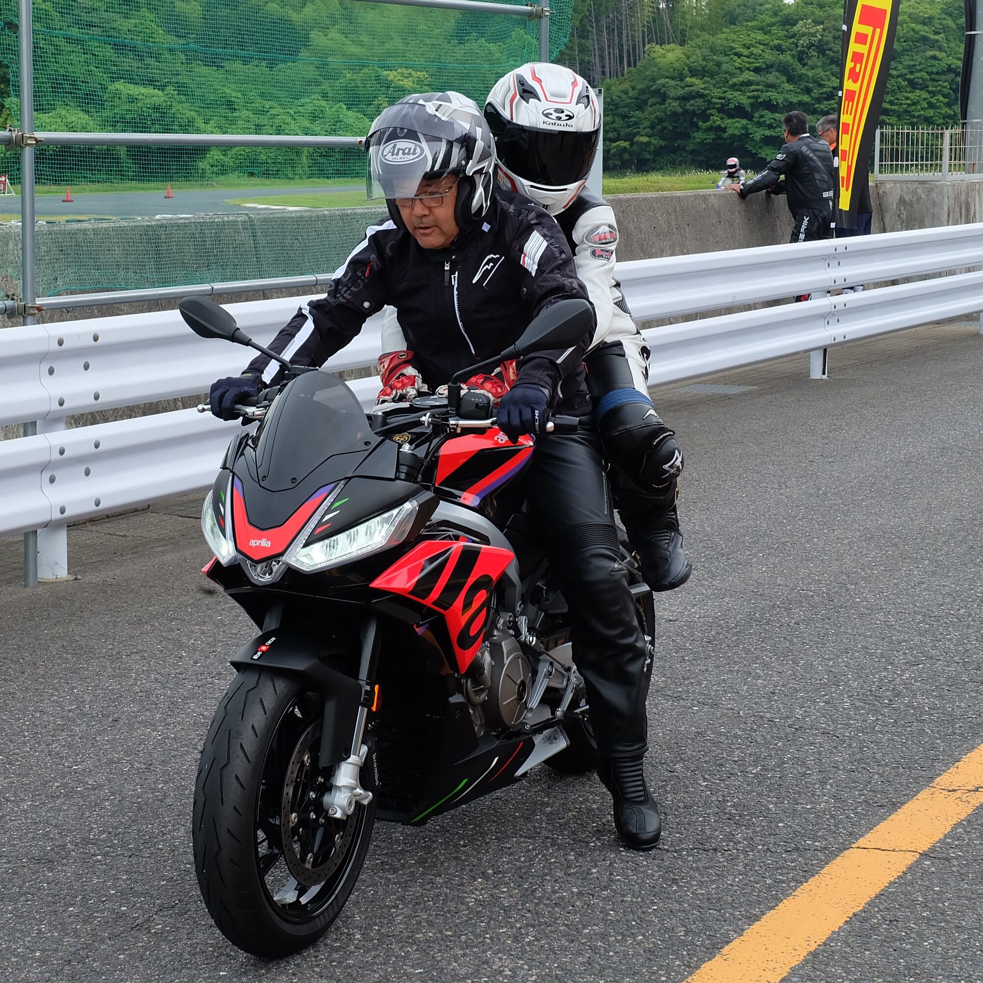 八代さんのタンデムライドとトークショーで大盛り上がり！