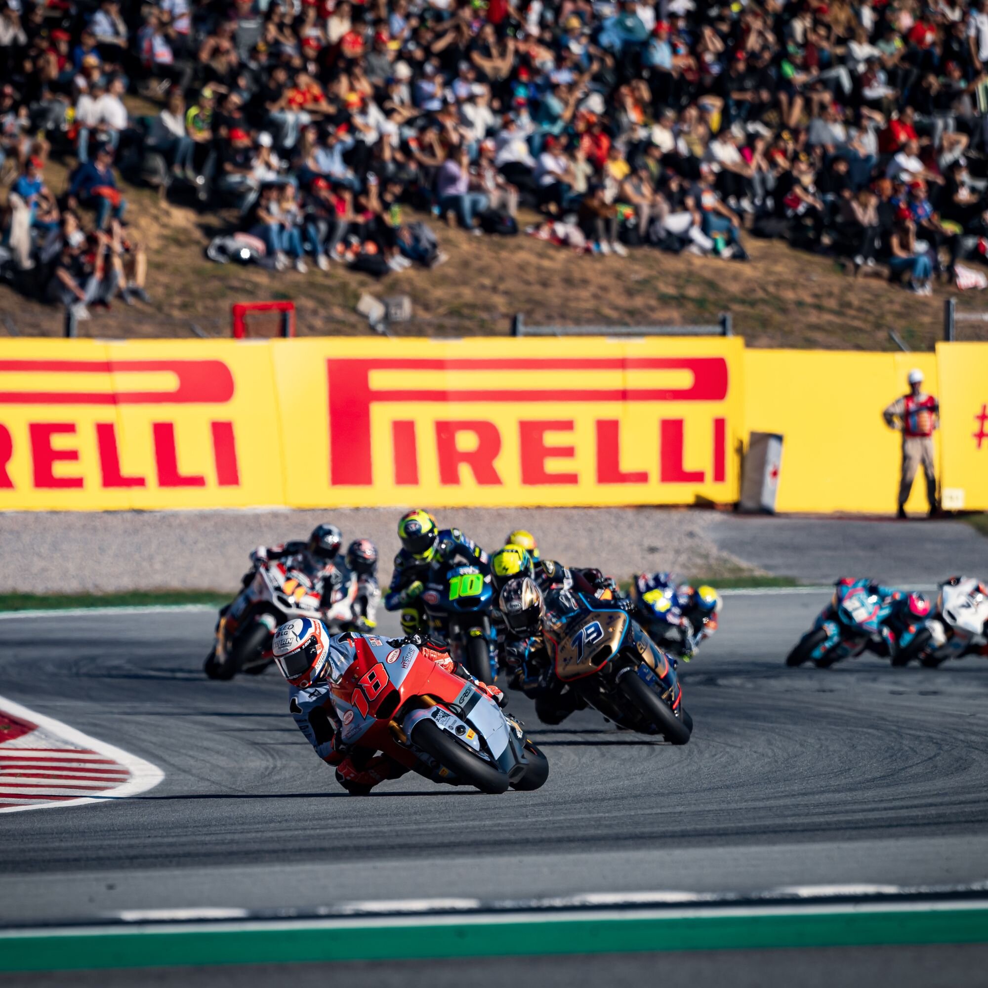 MotoGP第20戦ソリダリティGP Moto2、Moto3レースレポート／小椋藍、Moto2最後のレースは悔しい4位