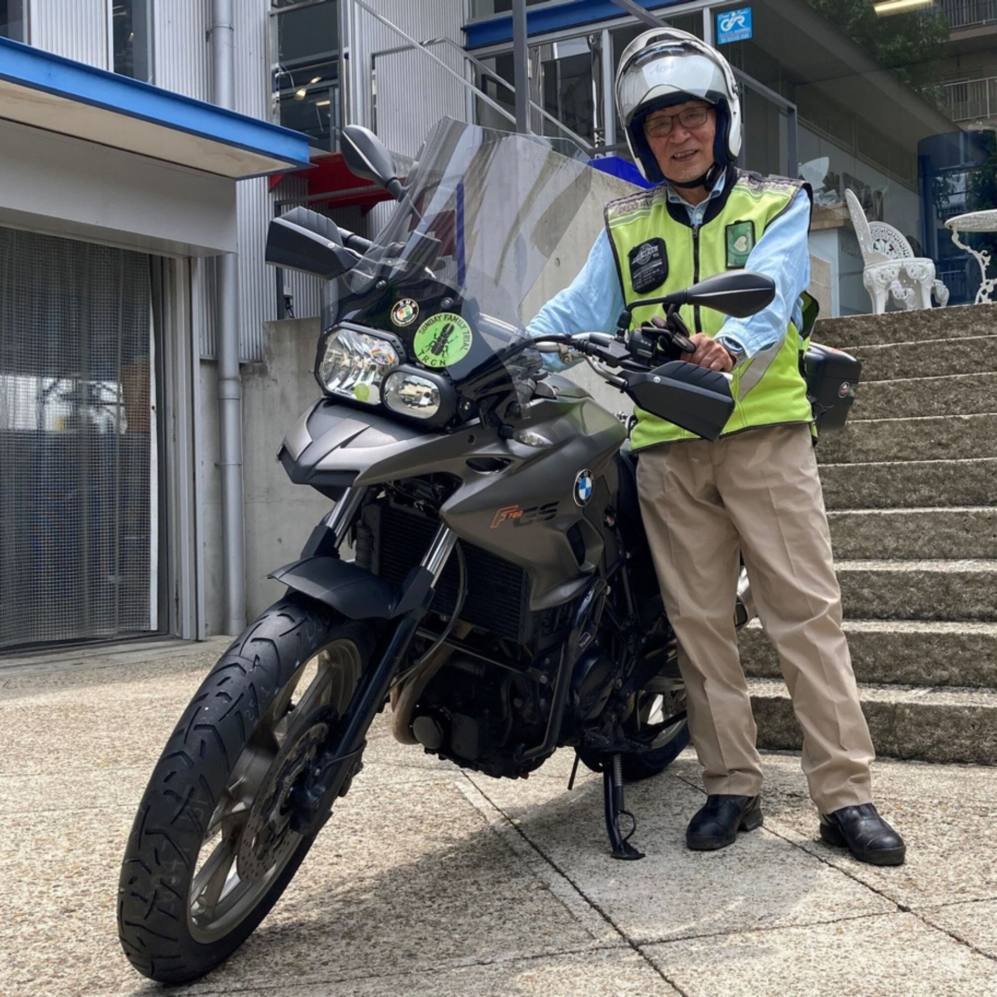 メッツラー賞をゲットしたのは87歳のベテランライダー