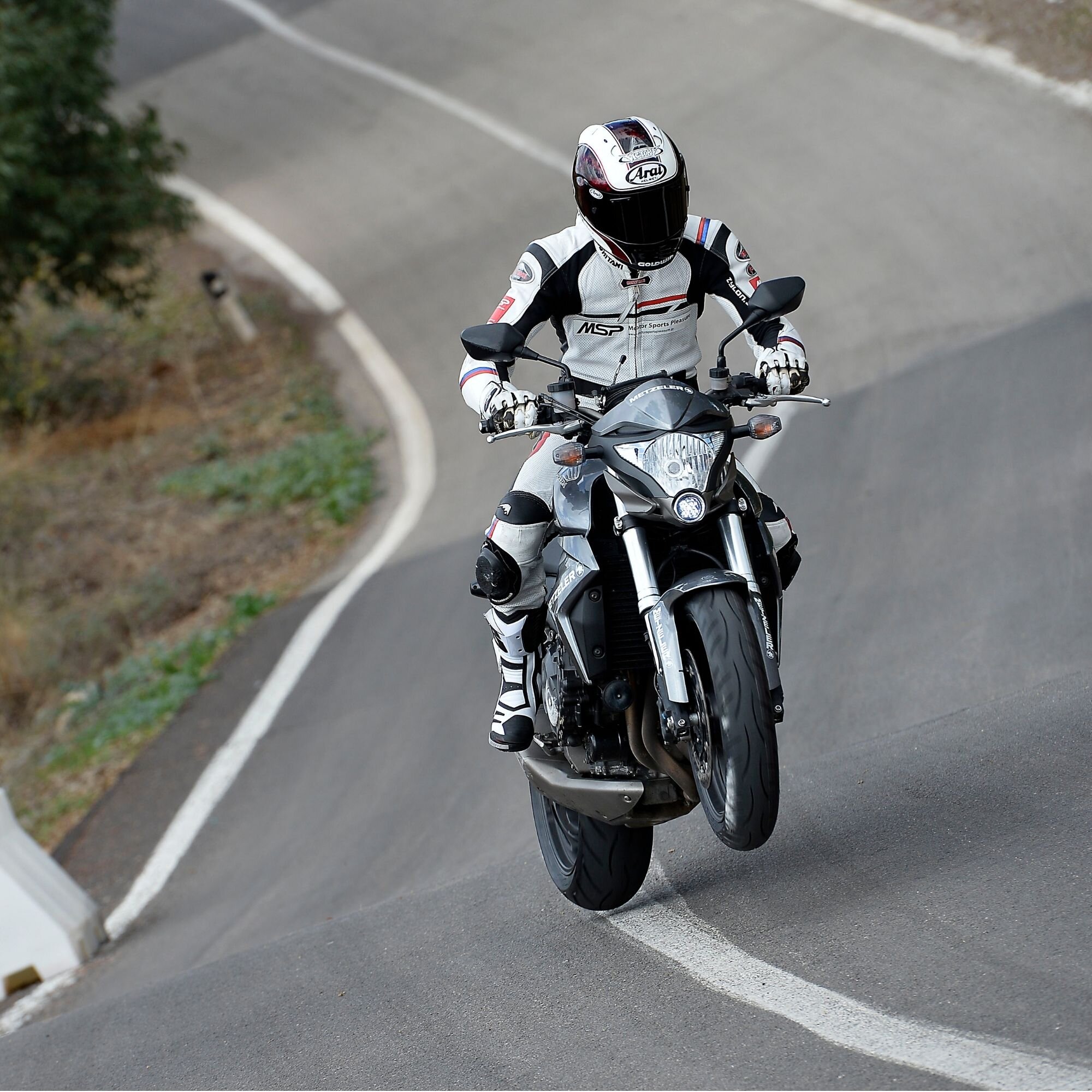 Metzeler Lovers Interview Vol.4ライディングインストラクター・イベント企画、運営　齋藤栄治さん